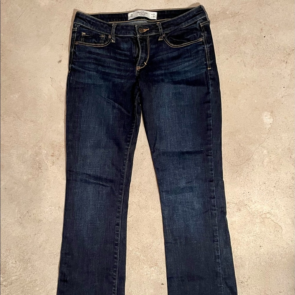 Abercrombie Jeans (A&F Boot) 27x33 4R. Like new